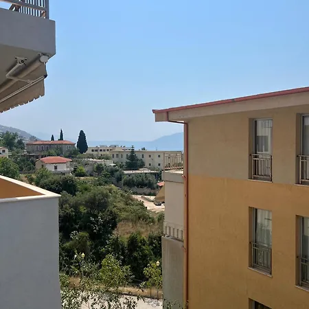Apartment Dedas Vlorë